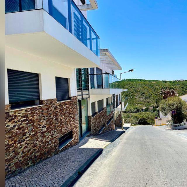 Zambujeiraseahouse - 100M Da Praia Zambujeira do Mar Zewnętrze zdjęcie